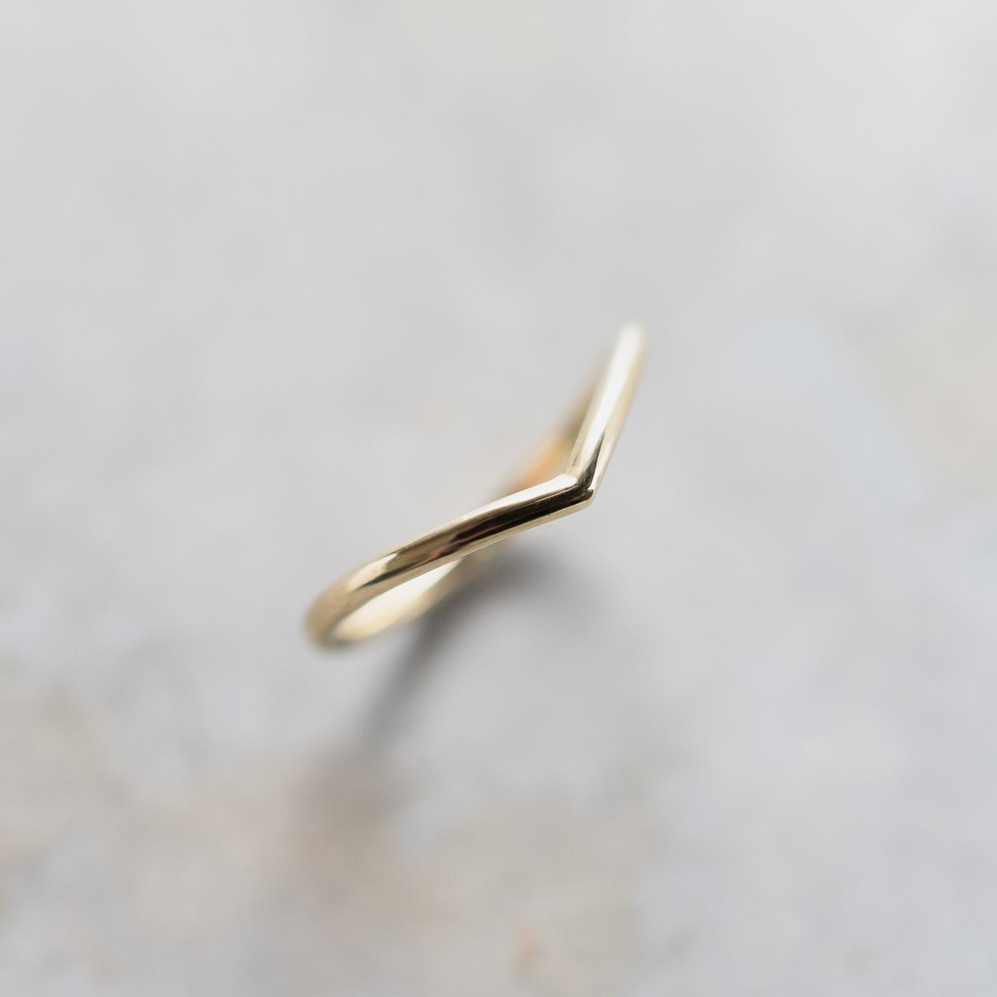 真鍮Vカーブラインプレーンリング 1.5mm幅 鏡面｜FA-1184 | 2枚目