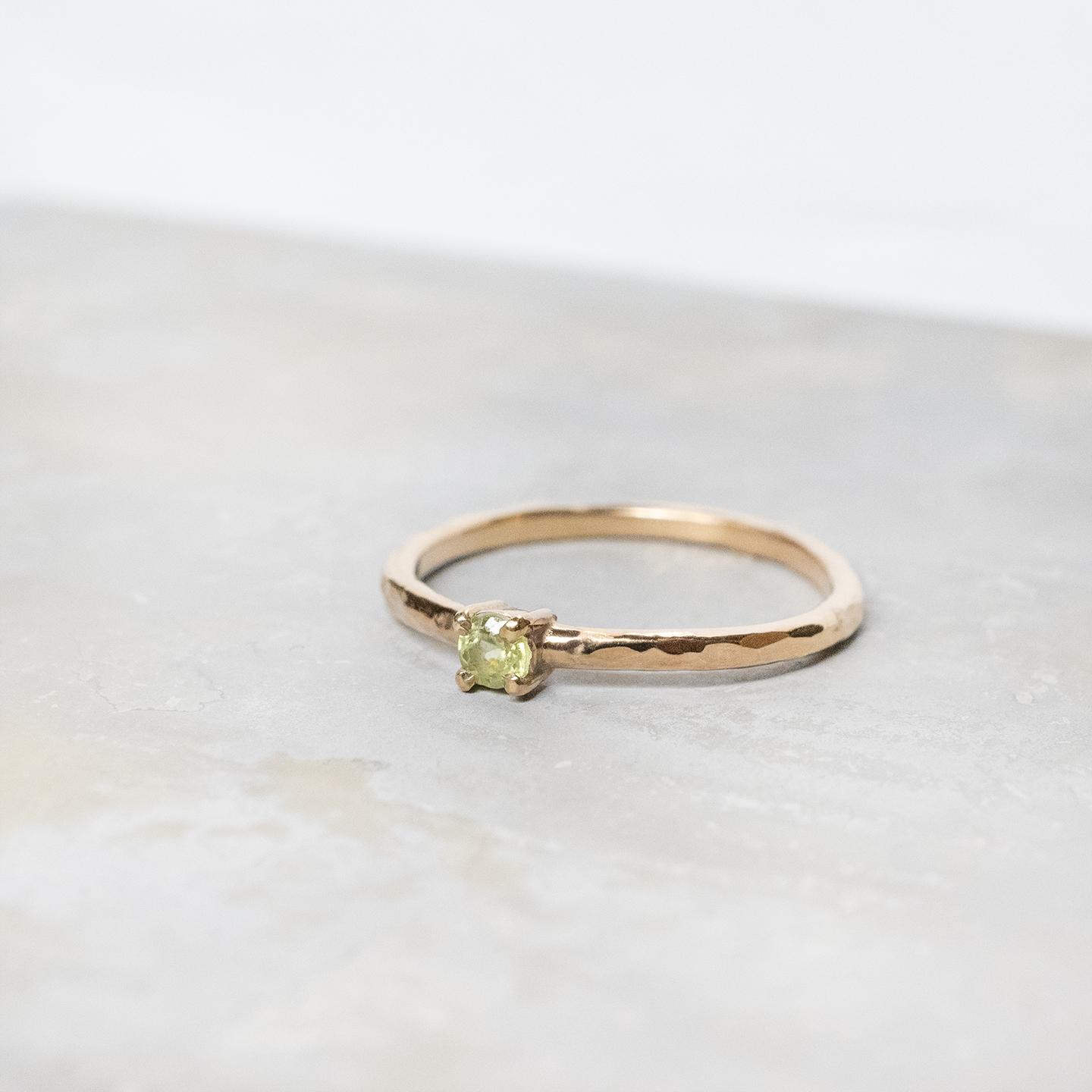 ペリドット ラウンド3mm PGPピンクゴールドプレーンリング 1.5mm幅 槌目 sv｜FA-1090 | 3枚目