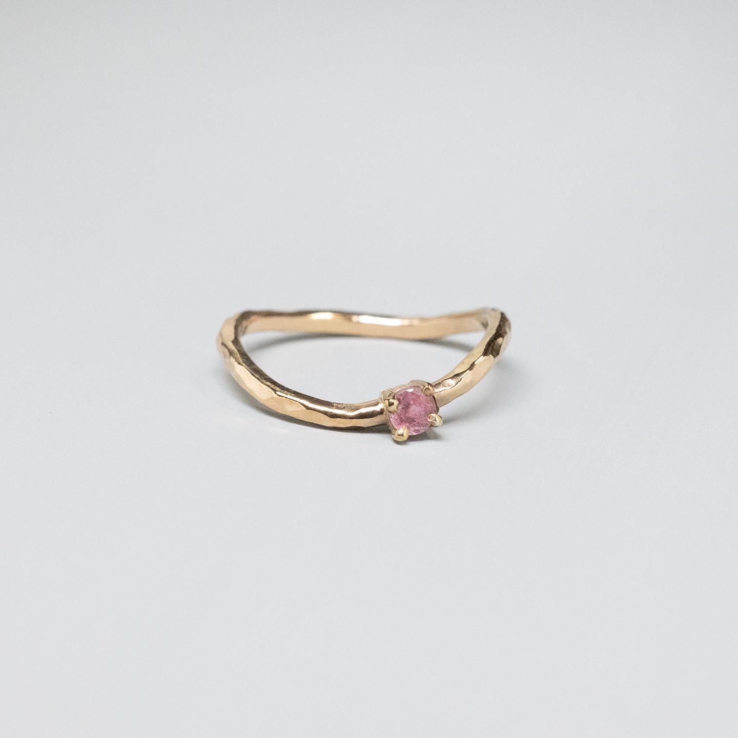ピンクトルマリン ラウンド3mm K18GPゴールドウェーブプレーンリング 1.5mm幅 槌目 SV｜FA-1056 | 3枚目